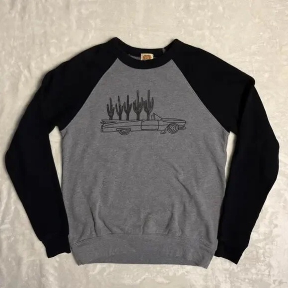 Classic Rock Couture Graphic Sweatshirt Small Bisbee AZ Boutique Cadillac - Picture 2 of 5